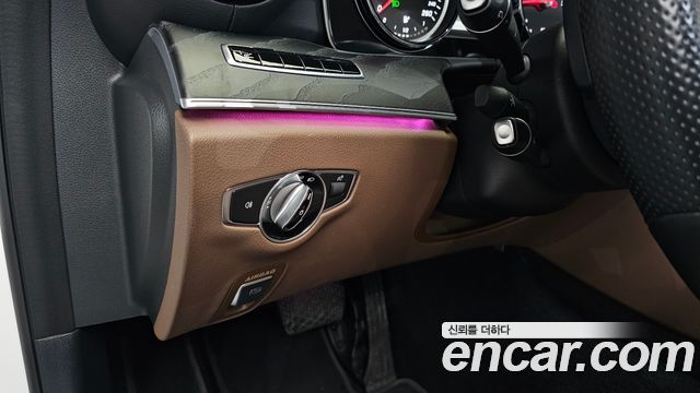 Mercedes-Benz E-Class E220d Avantgarde