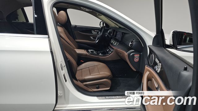 Mercedes-Benz E-Class E220d Avantgarde