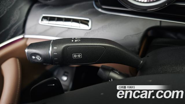 Mercedes-Benz E-Class E220d Avantgarde