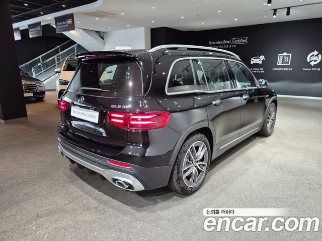 Mercedes-Benz GLB-Class AMG GLB35 4MATIC