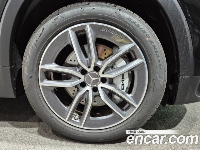 Mercedes-Benz GLB-Class AMG GLB35 4MATIC