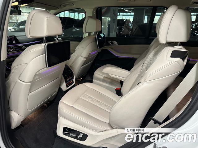 BMW X7 xDrive 40i Design Pure Excellence 6-Seater