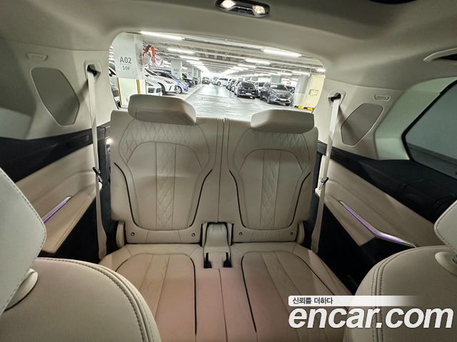 BMW X7 xDrive 40i Design Pure Excellence 6-Seater