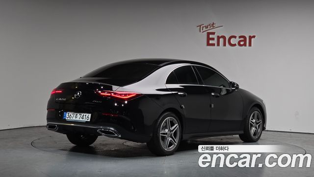 Mercedes-Benz CLA-Class CLA250 4MATIC