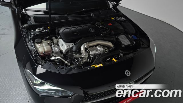 Mercedes-Benz CLA-Class CLA250 4MATIC