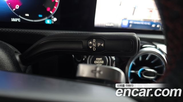 Mercedes-Benz CLA-Class CLA250 4MATIC