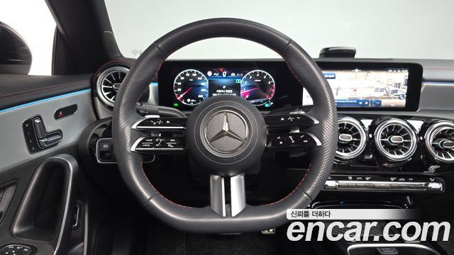 Mercedes-Benz CLA-Class CLA250 4MATIC