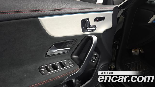 Mercedes-Benz CLA-Class CLA250 4MATIC