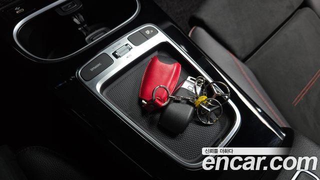 Mercedes-Benz CLA-Class CLA250 4MATIC