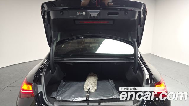 Mercedes-Benz CLA-Class CLA250 4MATIC