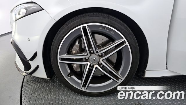 Mercedes-Benz A-Class AMG A45 4MAITC+ Hatchback