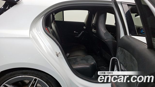 Mercedes-Benz A-Class AMG A45 4MAITC+ Hatchback