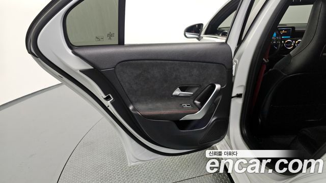 Mercedes-Benz A-Class AMG A45 4MAITC+ Hatchback