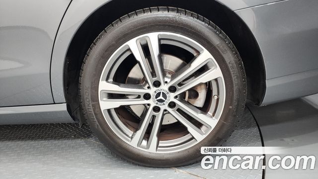 Mercedes-Benz E-Class E350 4MATIC Avantgarde