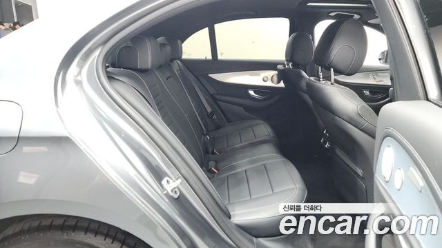Mercedes-Benz E-Class E350 4MATIC Avantgarde