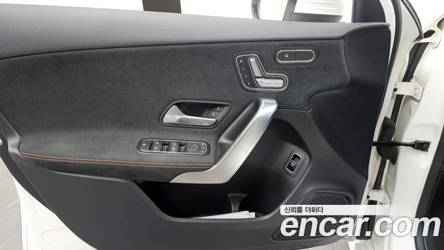 Mercedes-Benz A-Class AMG A35 4MATIC Sedan