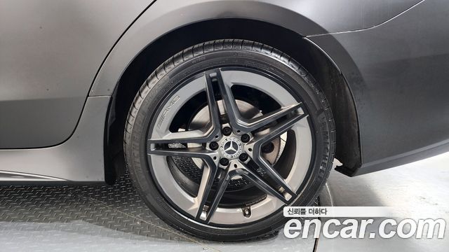 Mercedes-Benz CLS-Class CLS300d 4MATIC