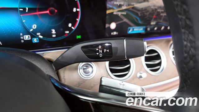 Mercedes-Benz E-Class E220d 4MATIC Exclusive