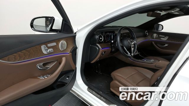Mercedes-Benz E-Class E220d 4MATIC Exclusive