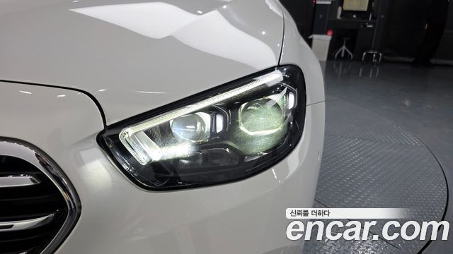 Mercedes-Benz E-Class E220d 4MATIC Exclusive