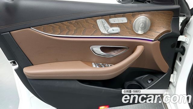 Mercedes-Benz E-Class E220d 4MATIC Exclusive