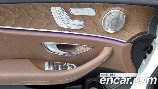 Mercedes-Benz E-Class E220d 4MATIC Exclusive