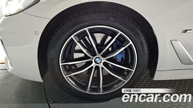 BMW 5-Series 520i M Sport