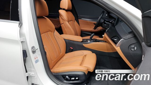 BMW 5-Series 520i M Sport