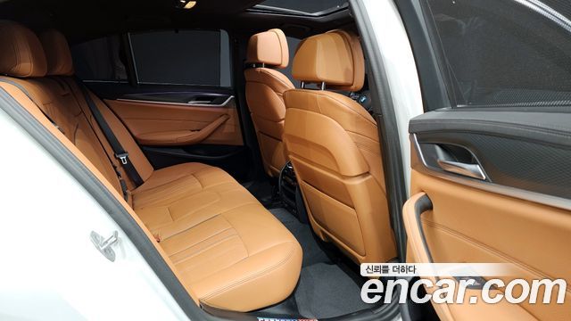 BMW 5-Series 520i M Sport