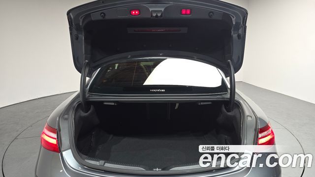 Mercedes-Benz E-Class E450 4MATIC Coupe