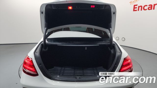 Mercedes-Benz E-Class E250 Avantgarde