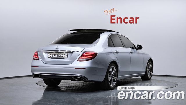 Mercedes-Benz E-Class E300 Avantgarde