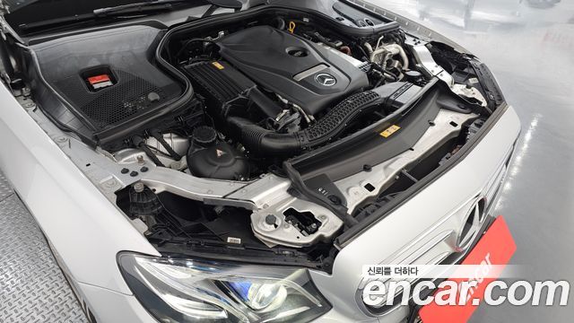 Mercedes-Benz E-Class E300 Avantgarde