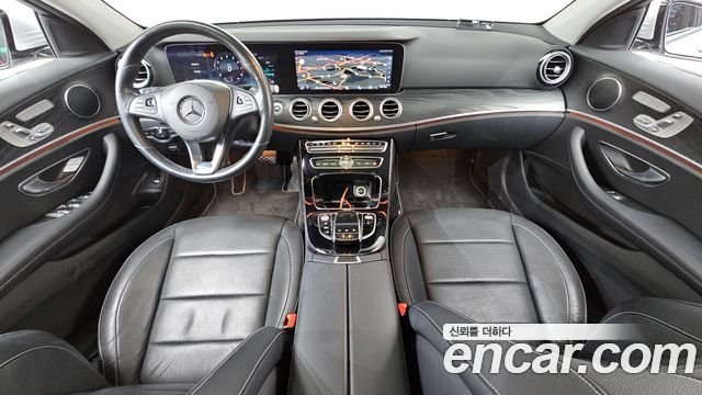 Mercedes-Benz E-Class E300 Avantgarde