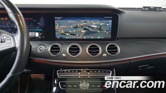 Mercedes-Benz E-Class E300 Avantgarde