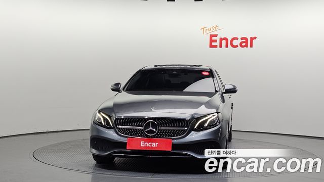 Mercedes-Benz E-Class E200 Avantgarde