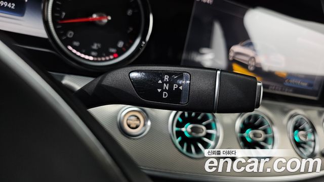 Mercedes-Benz E-Class E200 Avantgarde