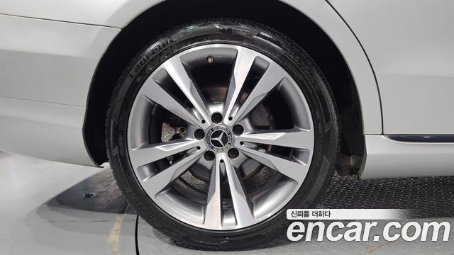 Mercedes-Benz C-Class C220 d Avantgarde