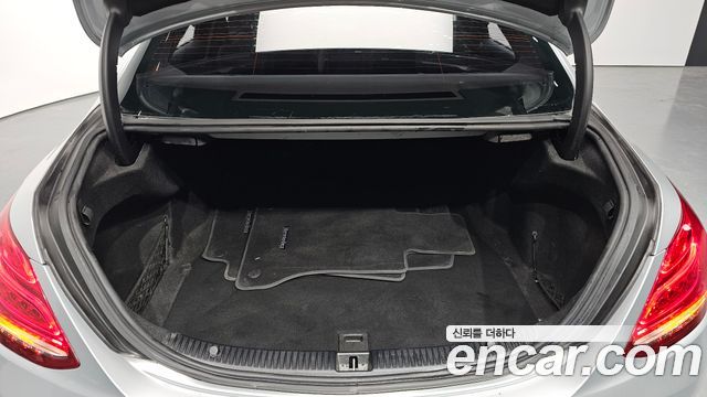 Mercedes-Benz C-Class C220 d Avantgarde