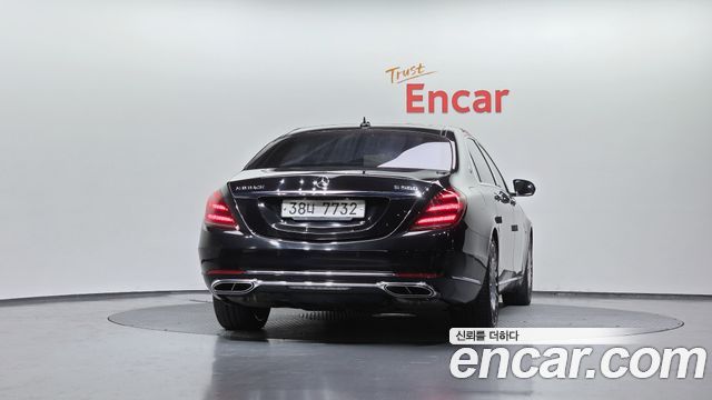 Mercedes-Benz S-Class Maybach S560 4MATIC
