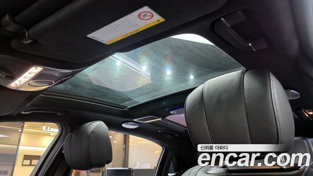 Mercedes-Benz S-Class Maybach S560 4MATIC