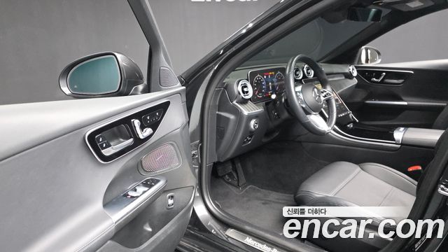 Mercedes-Benz C-Class C200 4MATIC Avantgarde