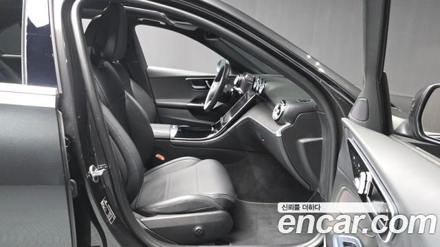 Mercedes-Benz C-Class C200 4MATIC Avantgarde