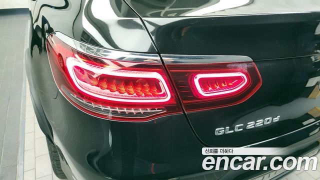 Mercedes-Benz GLC-Class GLC220 d 4MATIC Coupe