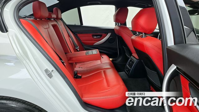 BMW 3-Series 330i M Sport