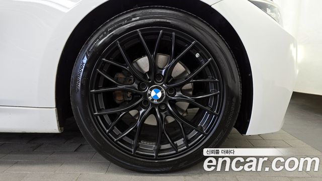 BMW 3-Series 330i M Sport