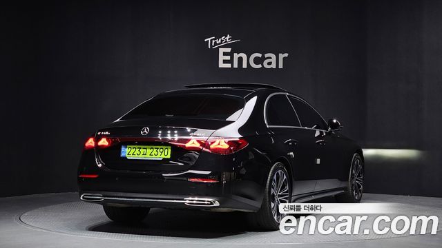 Mercedes-Benz E-Class E350e 4MATIC