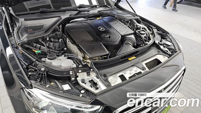 Mercedes-Benz E-Class E350e 4MATIC