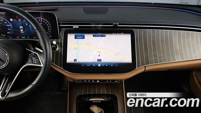 Mercedes-Benz E-Class E350e 4MATIC