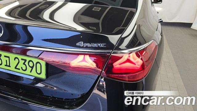 Mercedes-Benz E-Class E350e 4MATIC